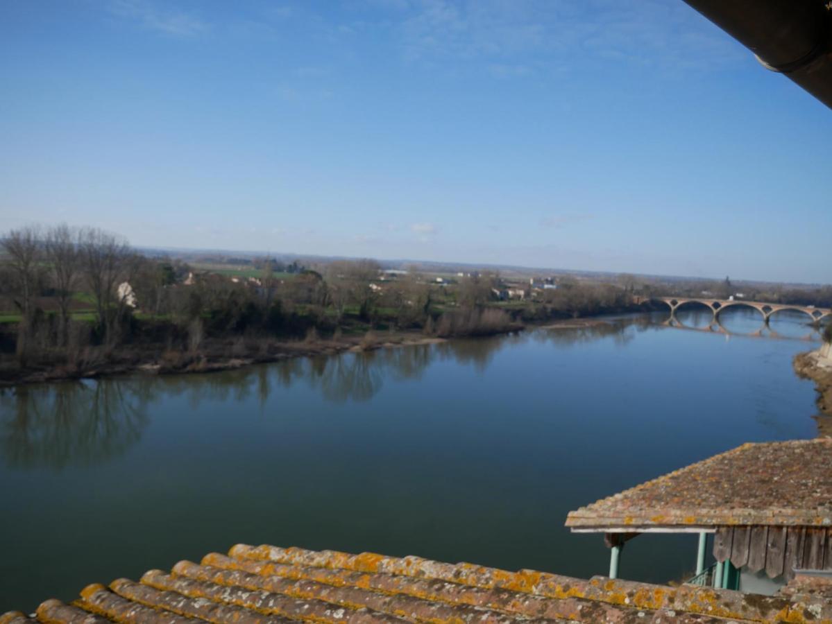 Hotel Restaurant Cote Garonne Le Balcon Des Dames - Tonneins Fauillet Marmande - Vue Panoramique Bord De Garonne Chambres Climatisees Eksteriør billede